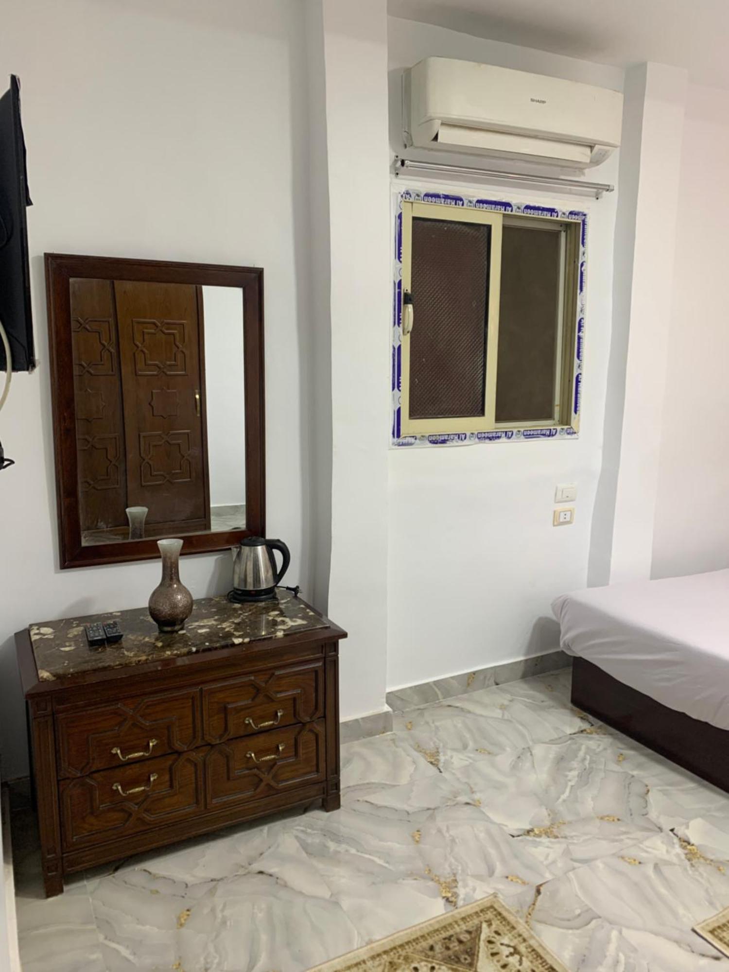 Abo Stait - Pyramid View Homestay Kafret el-Gabal Exterior foto